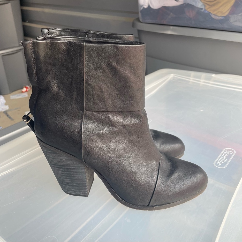 Rag & Bone Classic Newbury black leather ankle boots